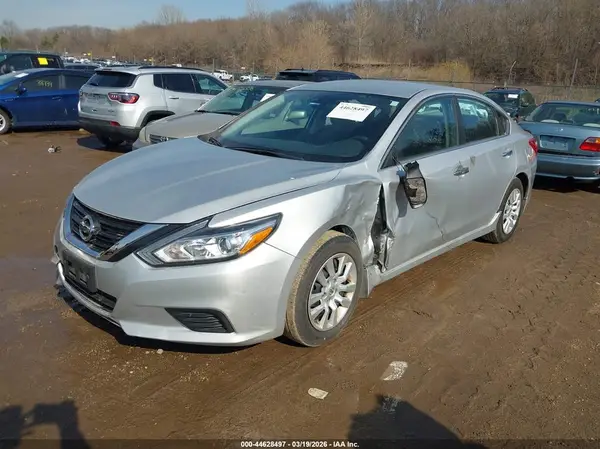 1N4AL3AP4JC272999 2018 NISSAN ALTIMA - Image 2