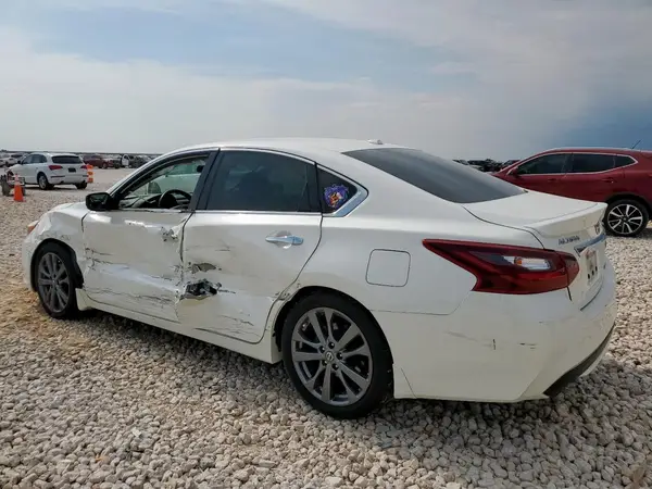 1N4AL3AP4JC276101 2018 NISSAN ALTIMA - Image 2