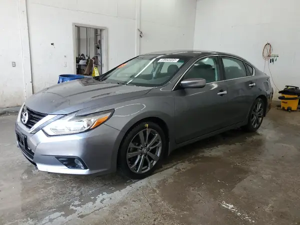 1N4AL3AP4JC277149 2018 NISSAN ALTIMA - Image 1