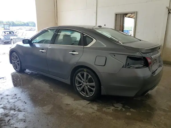 1N4AL3AP4JC277149 2018 NISSAN ALTIMA - Image 2