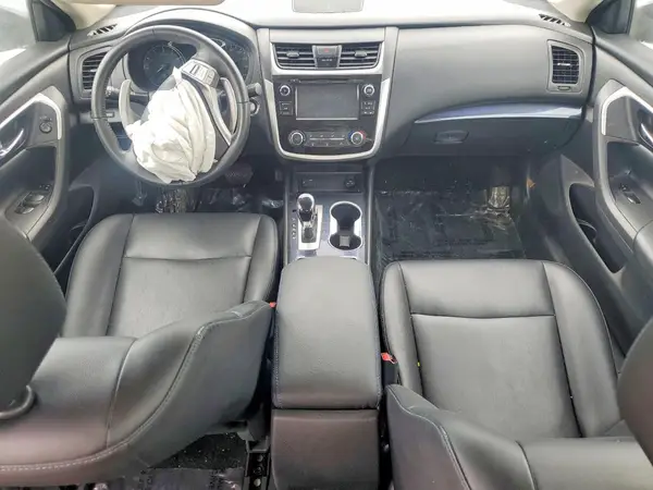 1N4AL3AP4JC277572 2018 NISSAN ALTIMA - Image 8