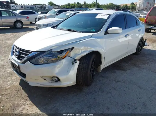 1N4AL3AP4JC278480 2018 NISSAN ALTIMA - Image 2