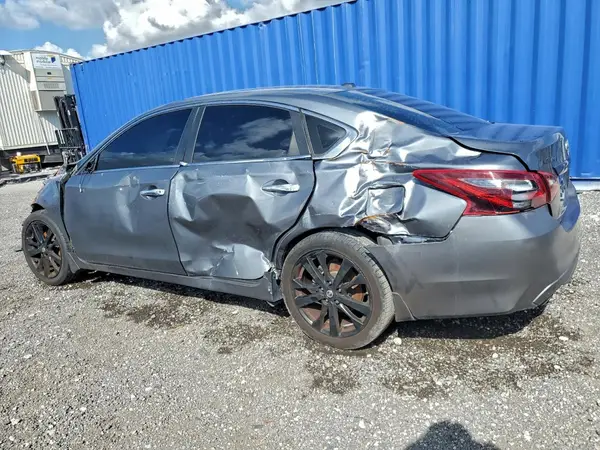 1N4AL3AP4JC283467 2018 NISSAN ALTIMA - Image 2