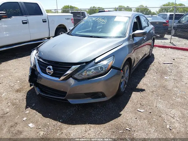 1N4AL3AP4JC283789 2018 NISSAN ALTIMA - Image 2
