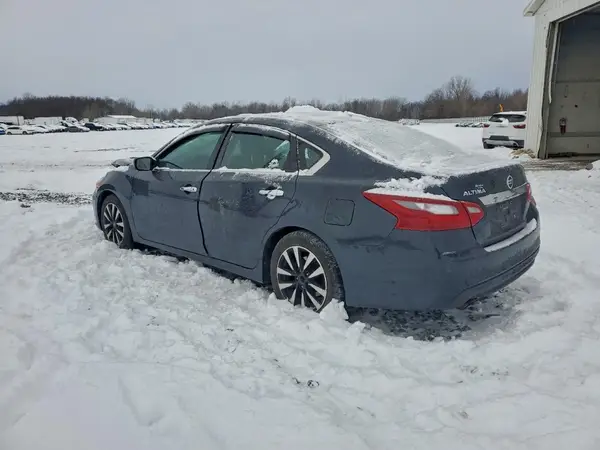 1N4AL3AP4JC284134 2018 NISSAN ALTIMA - Image 2