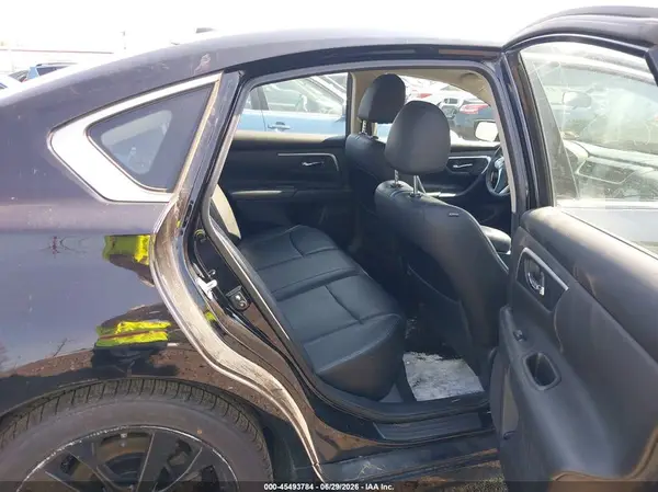 1N4AL3AP4JC284165 2018 NISSAN ALTIMA - Image 8