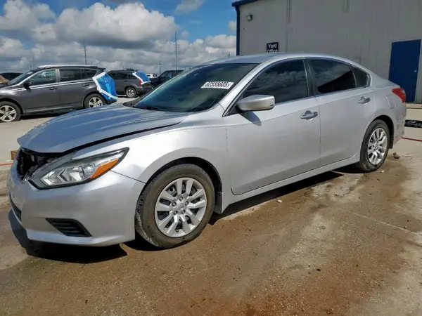 1N4AL3AP4JC290144 2018 NISSAN ALTIMA - Image 1