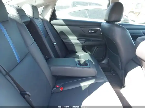 1N4AL3AP4JC290399 2018 NISSAN ALTIMA - Image 8