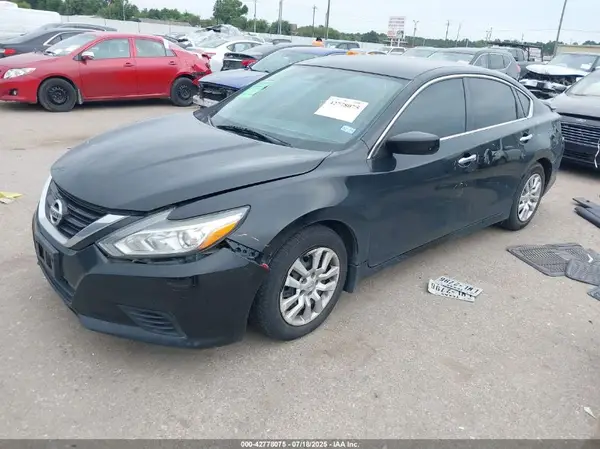 1N4AL3AP4JC472197 2018 NISSAN ALTIMA - Image 2