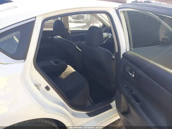 1N4AL3AP4JC472913 2018 NISSAN ALTIMA - Image 8