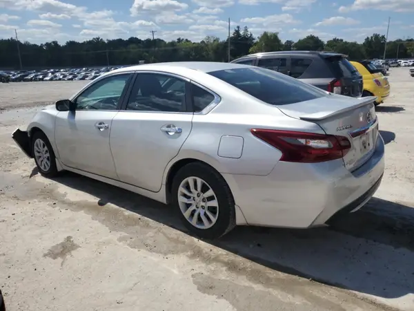 1N4AL3AP4JC476749 2018 NISSAN ALTIMA - Image 2