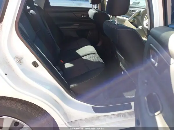 1N4AL3AP4JC477450 2018 NISSAN ALTIMA - Image 8
