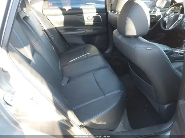 1N4AL3AP4JC478971 2018 NISSAN ALTIMA - Image 8