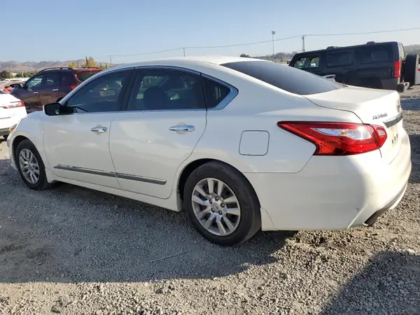1N4AL3AP5GC111358 2016 NISSAN ALTIMA - Image 2