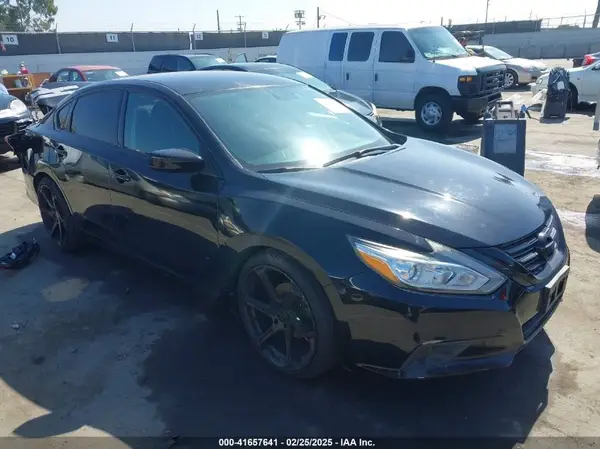 1N4AL3AP5GC113580 2016 NISSAN ALTIMA - Image 1