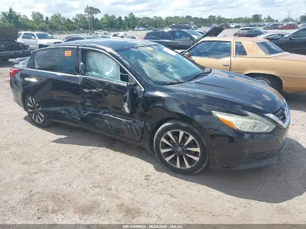 1N4AL3AP5GC119606 2016 NISSAN ALTIMA - Image 1