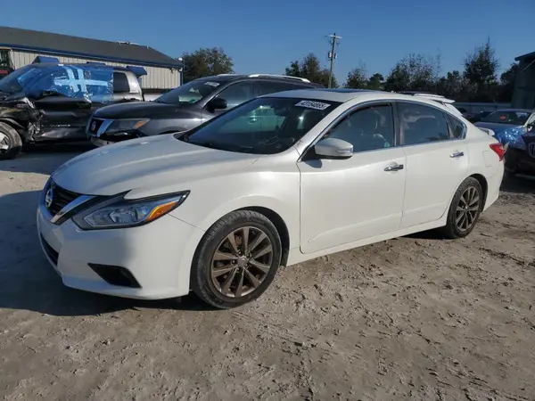 1N4AL3AP5GC131531 2016 NISSAN ALTIMA - Image 1