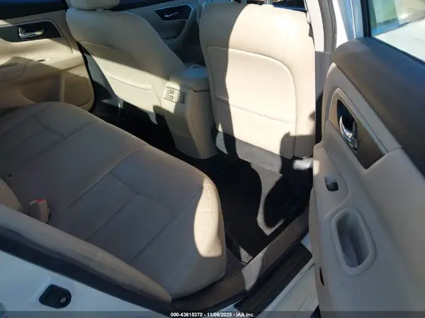 1N4AL3AP5GC132470 2016 NISSAN ALTIMA - Image 8