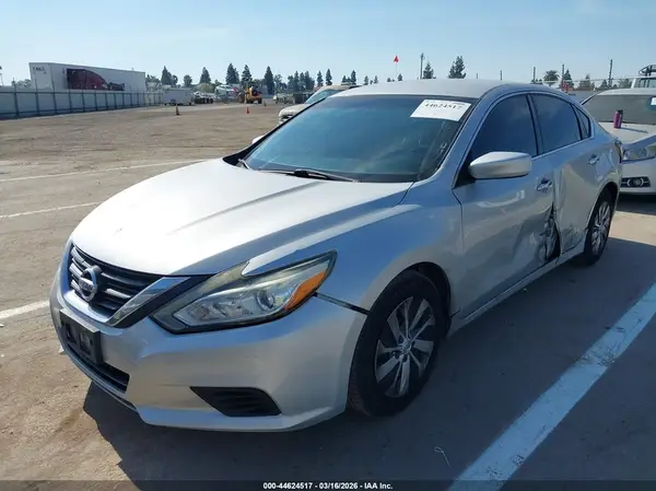 1N4AL3AP5GC137393 2016 NISSAN ALTIMA - Image 2