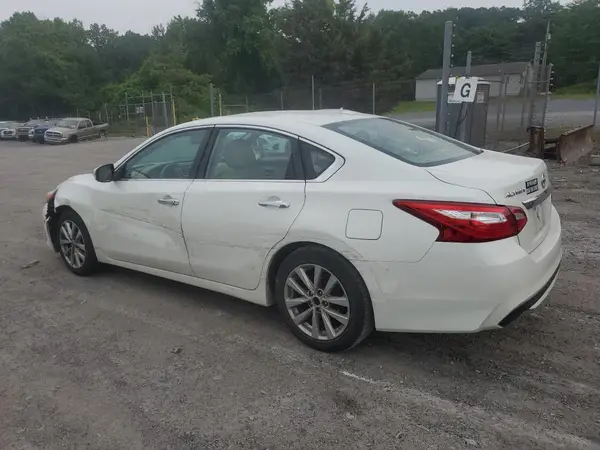 1N4AL3AP5GC139337 2016 NISSAN ALTIMA - Image 2