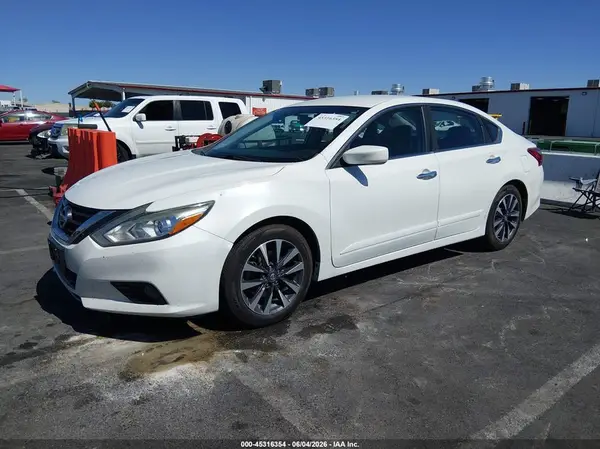 1N4AL3AP5GC144795 2016 NISSAN ALTIMA - Image 2