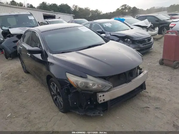 1N4AL3AP5GC146806 2016 NISSAN ALTIMA - Image 1