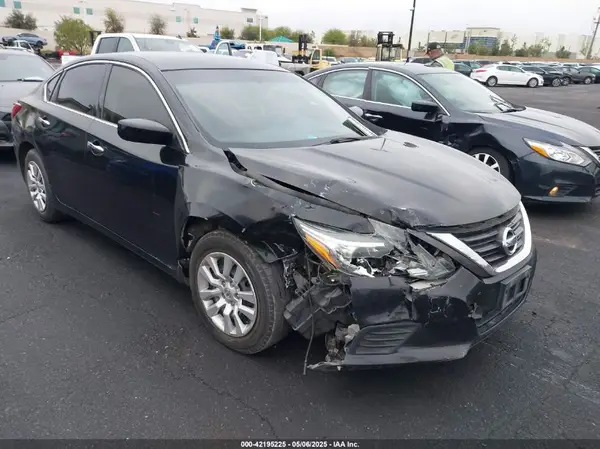 1N4AL3AP5GC157496 2016 NISSAN ALTIMA - Image 1
