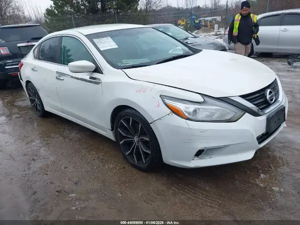 1N4AL3AP5GC158115 2016 NISSAN ALTIMA - Image 1