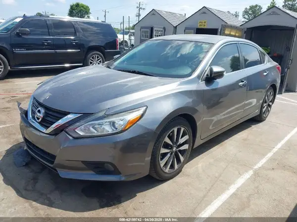 1N4AL3AP5GC160818 2016 NISSAN ALTIMA - Image 2