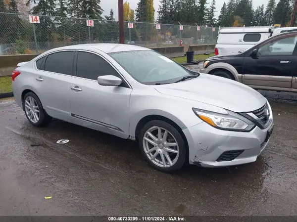 1N4AL3AP5GC161838 2016 NISSAN ALTIMA - Image 1