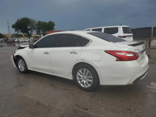 1N4AL3AP5GC162052 2016 NISSAN ALTIMA - Image 2