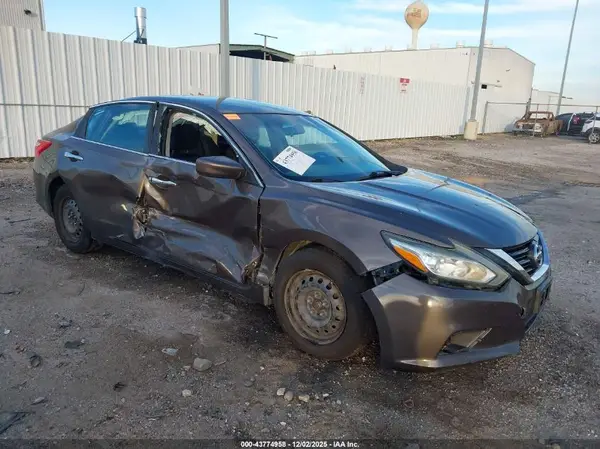1N4AL3AP5GC170653 2016 NISSAN ALTIMA - Image 1