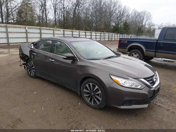 1N4AL3AP5GC171351 2016 NISSAN ALTIMA - Image 1