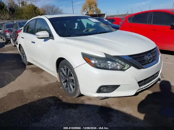1N4AL3AP5GC184438 2016 NISSAN ALTIMA - Image 1