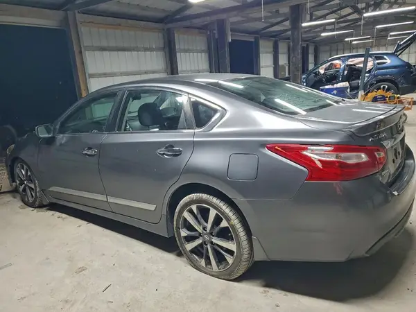 1N4AL3AP5GC185976 2016 NISSAN ALTIMA - Image 2