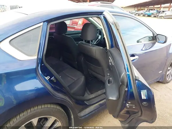 1N4AL3AP5GC187789 2016 NISSAN ALTIMA - Image 8