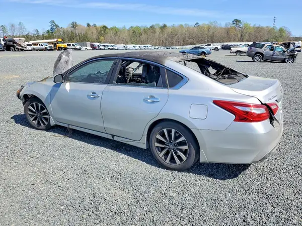 1N4AL3AP5GC188926 2016 NISSAN ALTIMA - Image 2