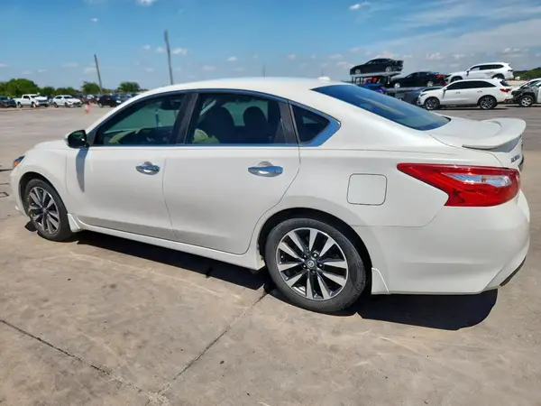 1N4AL3AP5GC191812 2016 NISSAN ALTIMA - Image 2