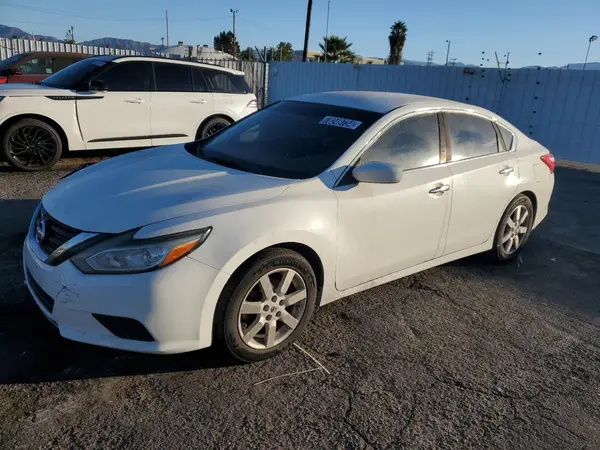 1N4AL3AP5GC195276 2016 NISSAN ALTIMA - Image 1