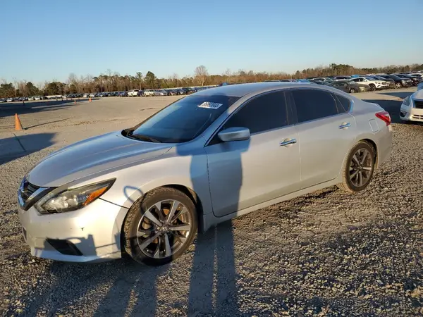 1N4AL3AP5GC198470 2016 NISSAN ALTIMA - Image 1