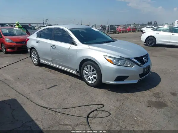 1N4AL3AP5GC198503 2016 NISSAN ALTIMA - Image 1
