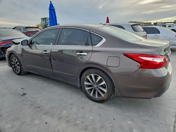 1N4AL3AP5GC199702 2016 NISSAN ALTIMA - Image 2