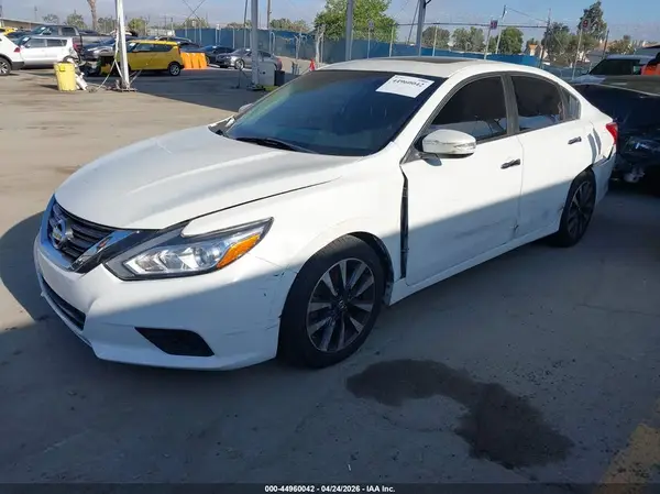 1N4AL3AP5GC200556 2016 NISSAN ALTIMA - Image 2