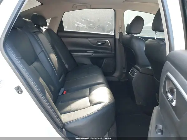 1N4AL3AP5GC200556 2016 NISSAN ALTIMA - Image 8