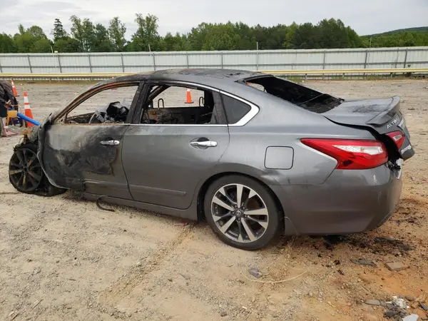1N4AL3AP5GC213257 2016 NISSAN ALTIMA - Image 2