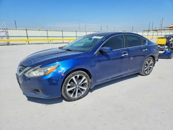 1N4AL3AP5GC219334 2016 NISSAN ALTIMA - Image 1