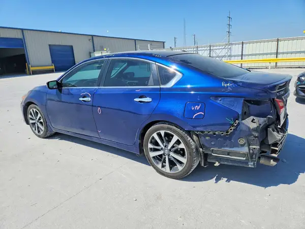1N4AL3AP5GC219334 2016 NISSAN ALTIMA - Image 2