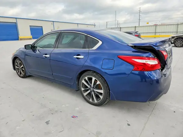 1N4AL3AP5GC238563 2016 NISSAN ALTIMA - Image 2