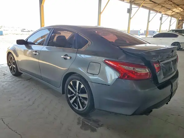 1N4AL3AP5GC240409 2016 NISSAN ALTIMA - Image 2