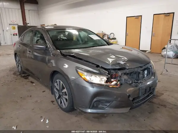 1N4AL3AP5GC245285 2016 NISSAN ALTIMA - Image 1